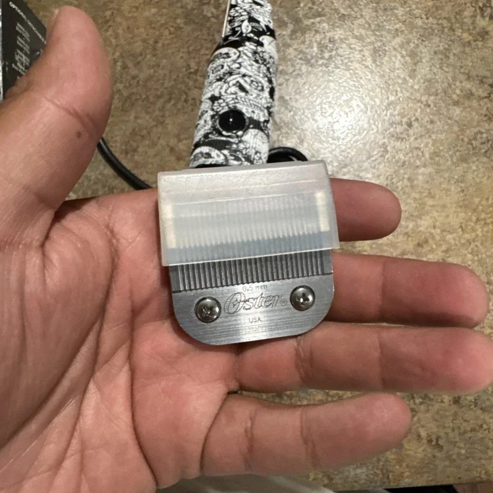 OSTER Limited Edition Sugar Skull Hair Clippers Classic 76 With Blade Works